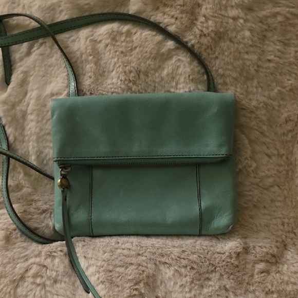 HOBO Handbags - EUC HOBO Mint GreenLeather Crossbody Bag